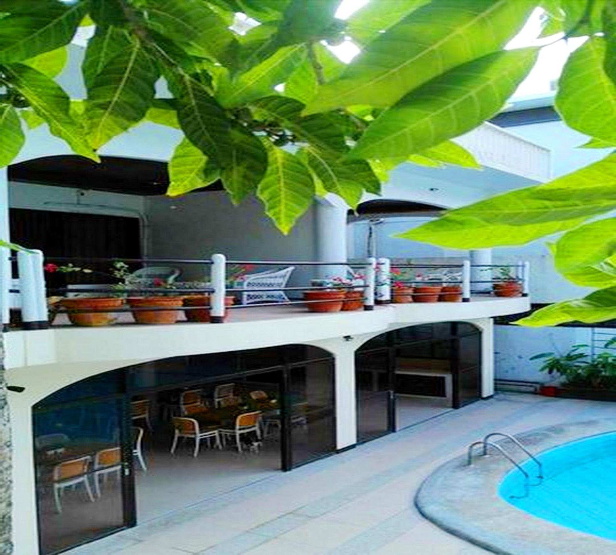 Lukay Brisas Hotel 3*