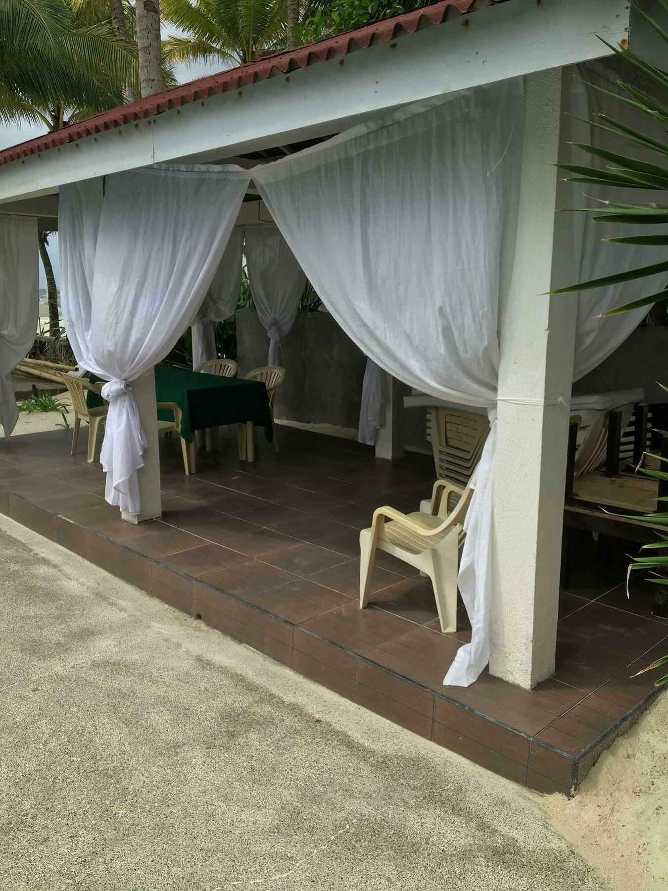 Lukay Brisas Hotel Balabag (Boracay)