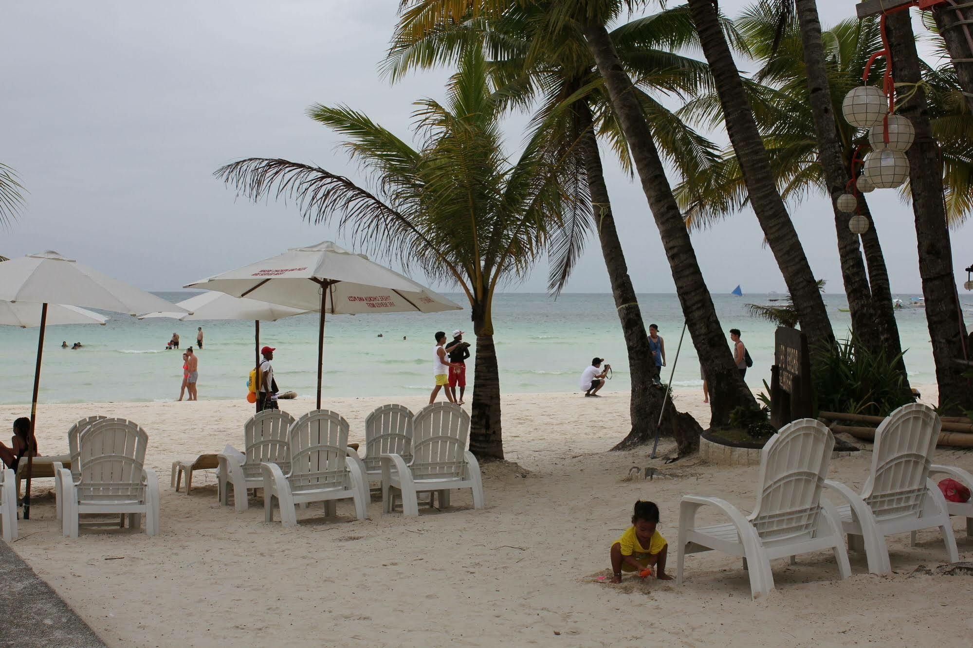 Lukay Brisas Hotel 3*